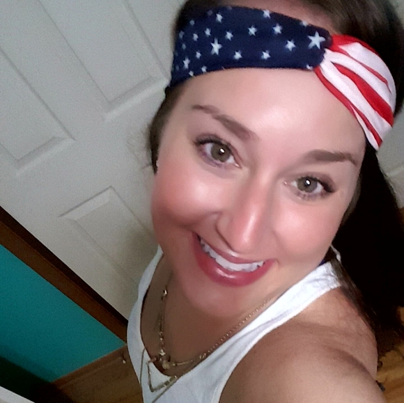 Meet your Posher, Brittany - Picture 1 of 1